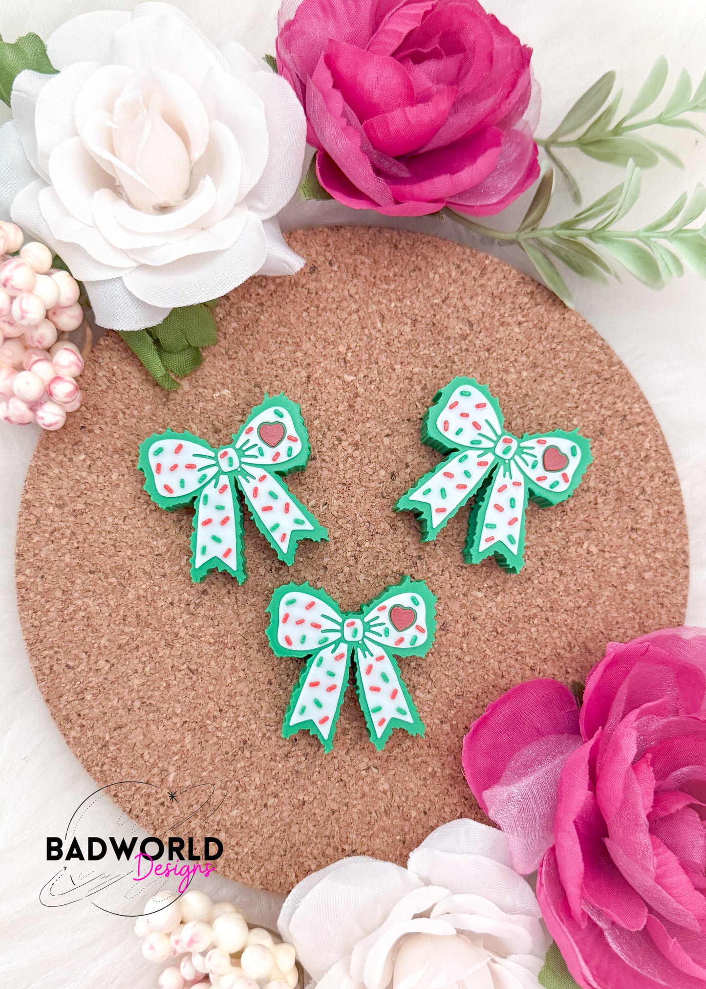 Grinchy Bow Straw Topper