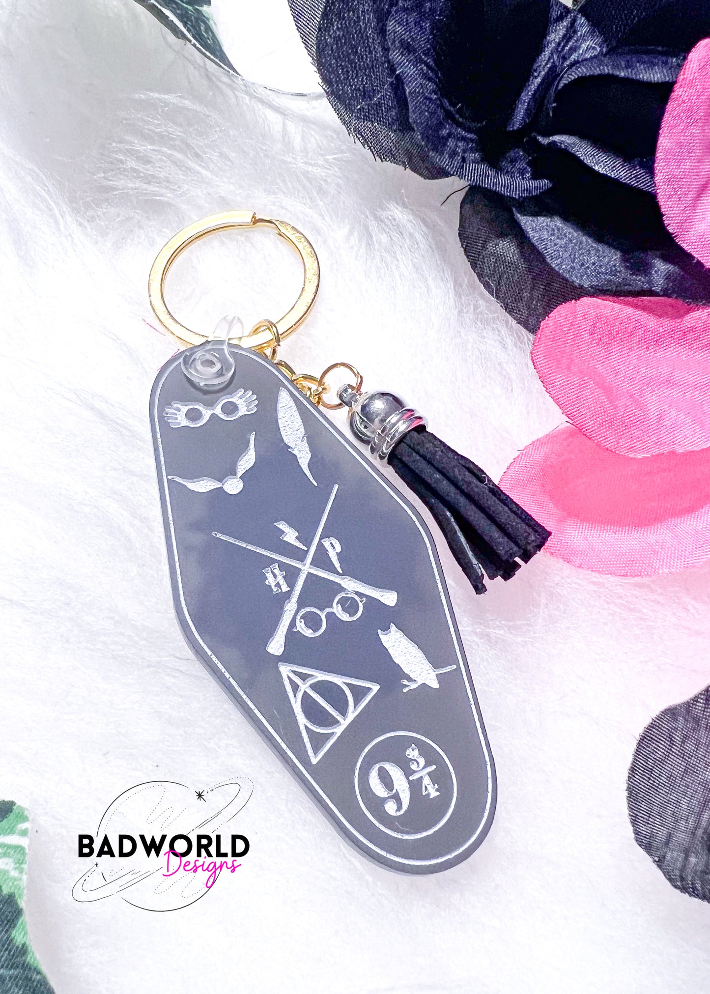 Wizard House Motel Keychains